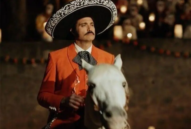 Son 36 episodios los que retratan la historia del charro desde su infancia en Jalisco. Son 36 episodios los que retratan la historia del charro desde su infancia en Jalisco.