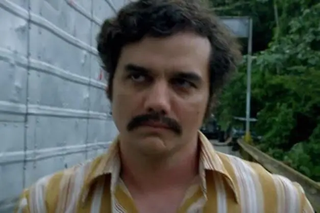 5. Narcos 
