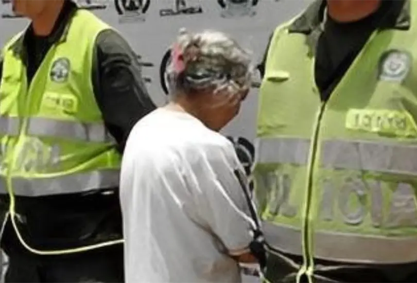La mujer de la tercera edad fue sorprendida robando el alimento pues no ten&iacute;a dinero para pagarlo