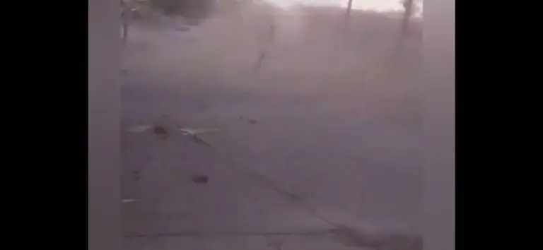 Una persona resultó lesionada por el tornado. Foto: captura de pantalla.