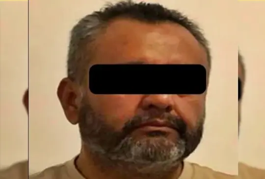 La Sedena y la Guardia Nacional capturaron en Nuevo León al supuesto líder de Los Alemanes, a quien aseguraron drogas sintéticas y armamento en el municipio de García La Sedena y la Guardia Nacional capturaron en Nuevo León al supuesto líder de Los Alemanes, a quien aseguraron drogas sintéticas y armamento en el municipio de García