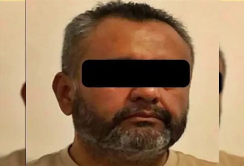 La Sedena y la Guardia Nacional capturaron en Nuevo León al supuesto líder de Los Alemanes, a quien aseguraron drogas sintéticas y armamento en el municipio de García La Sedena y la Guardia Nacional capturaron en Nuevo León al supuesto líder de Los Alemanes, a quien aseguraron drogas sintéticas y armamento en el municipio de García