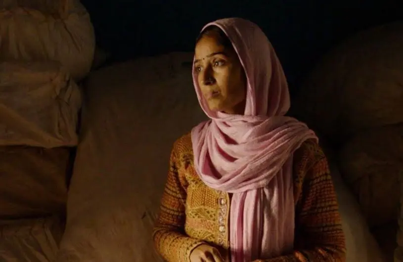 Obtuvo el Oscar a Mejor Cortometraje Documental en 2019. Muestra la realidad de millones de mujeres en el mundo que no tienen las condiciones sanitarias necesarias para convivir con la menstruación ni la información para desestigmatizarla.