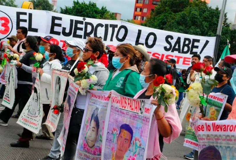 La marcha fue encabezada por los padres de los 43 estudiantes de escuela rural Isidro Burgos de Ayotzinapa Cr&eacute;ditos: Cuartoscuro 