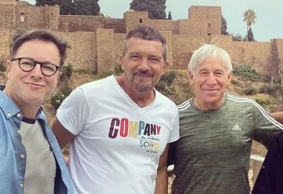 Era el esposo de Ingrid, quien tambi&eacute;n abandona su trabajo como esp&iacute;a para dedicarse a su familia.