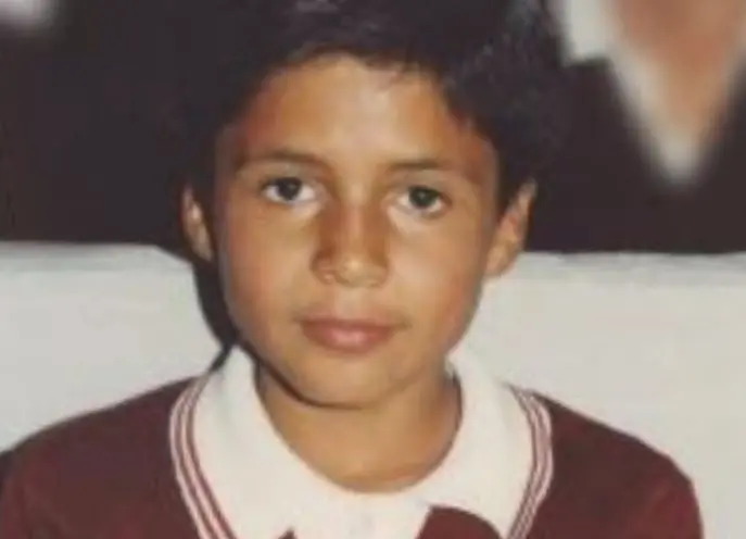 Creci&oacute; bajo el nombre de Sa&uacute;l Mart&iacute;nez hasta que tom&oacute; la decisi&oacute;n de cambiar de g&eacute;nero.