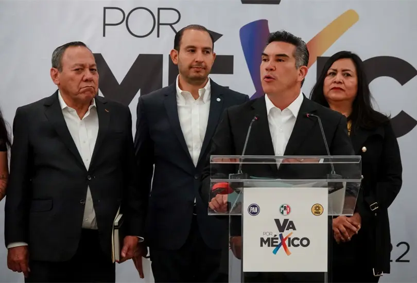 Marko Cort&eacute;s y Jes&uacute;s Zambrano pidieron al l&iacute;der priista que retire la iniciativa para ampliar la presencia de las Fuerzas Armadas en las calles del pa&iacute;s