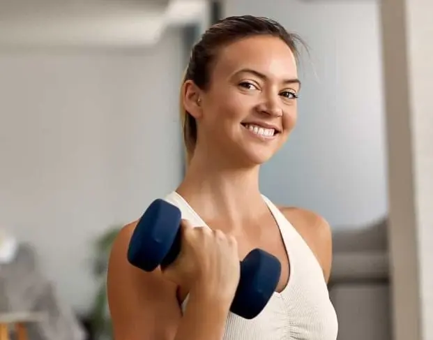 Si buscas perder peso, te ser&aacute; m&aacute;s f&aacute;cil hacerlo ganando m&uacute;sculo. Este tipo de entrenamiento tambi&eacute;n preserva la funci&oacute;n cerebral en la vejez.