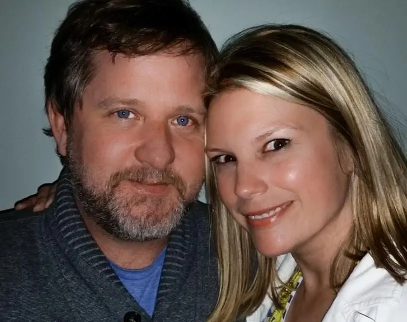 Dio vida a Ronald 'Ron' Thompson.