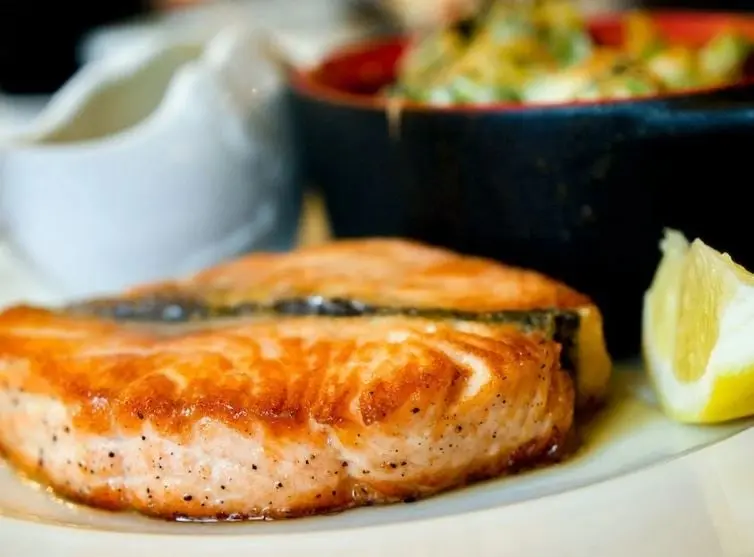  Este alimento es rico en todas las vitaminas del grupo B.