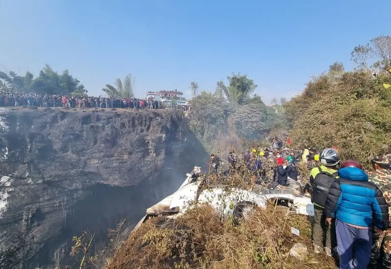Pasajero transmite en vivo accidente de avi&oacute;n en Nepal