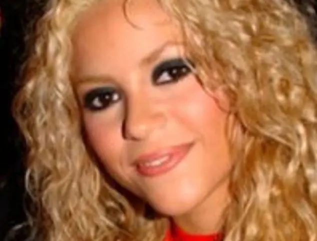 En el 2000 inició una relación sentimental con Antonio de la Rúa, hijo del entonces Presidente de Argentina Fernando de la Rúa. Un año después se comprometieron, pero nunca se casaron, y tras 10 años de relación, terminaron.