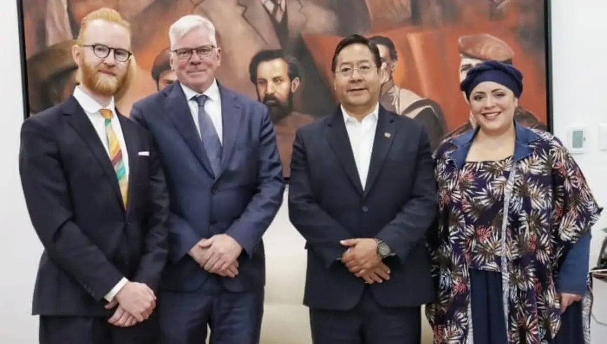 Luis Arce, presidente de Bolivia expres&oacute;: Uno de los fundamentos de la democracia es no condenar el derecho a decir la verdad, como lamentablemente ocurre con el periodista Julian Assange'.