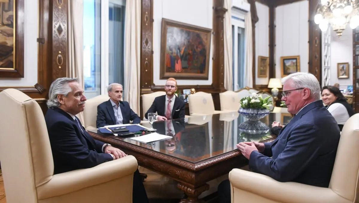 'Me reun&iacute; con representantes de Wikileaks en Latinoam&eacute;rica reclamando por la libertad de Julian Assange', inform&oacute; el presidente de Argentina, Alberto Fern&aacute;ndez.