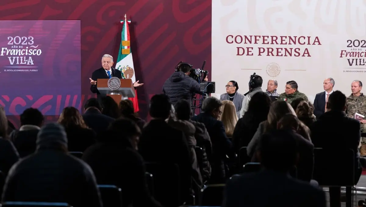 'Assange est&aacute; preso por informaci&oacute;n que tambi&eacute;n public&oacute; el NYT', critic&oacute; AMLO en la ma&ntilde;anera del 17 de enero.