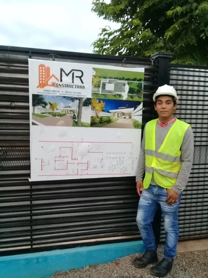 Albañil se convierte en arquitecto Albañil se convierte en arquitecto