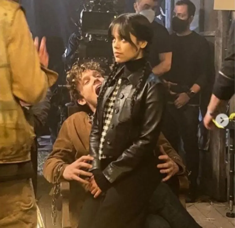 Instagram @wednesdaynetflix