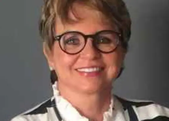 La actriz interpret&oacute; a  C&aacute;ndida Linares.