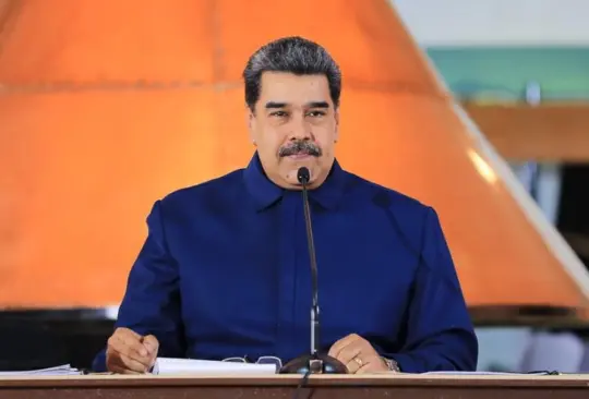 Desde 2020 el Departamento de Estado de EU ofrece una recompensa millonaria por la cabeza de Nicolás Maduro y aún sigue vigente. Desde 2020 el Departamento de Estado de EU ofrece una recompensa millonaria por la cabeza de Nicolás Maduro y aún sigue vigente.