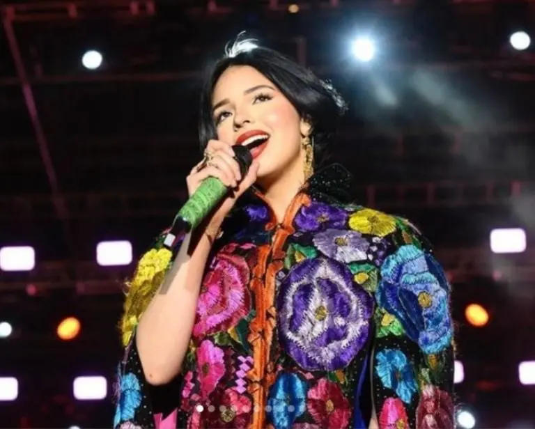 Ángela Aguilar - Especial