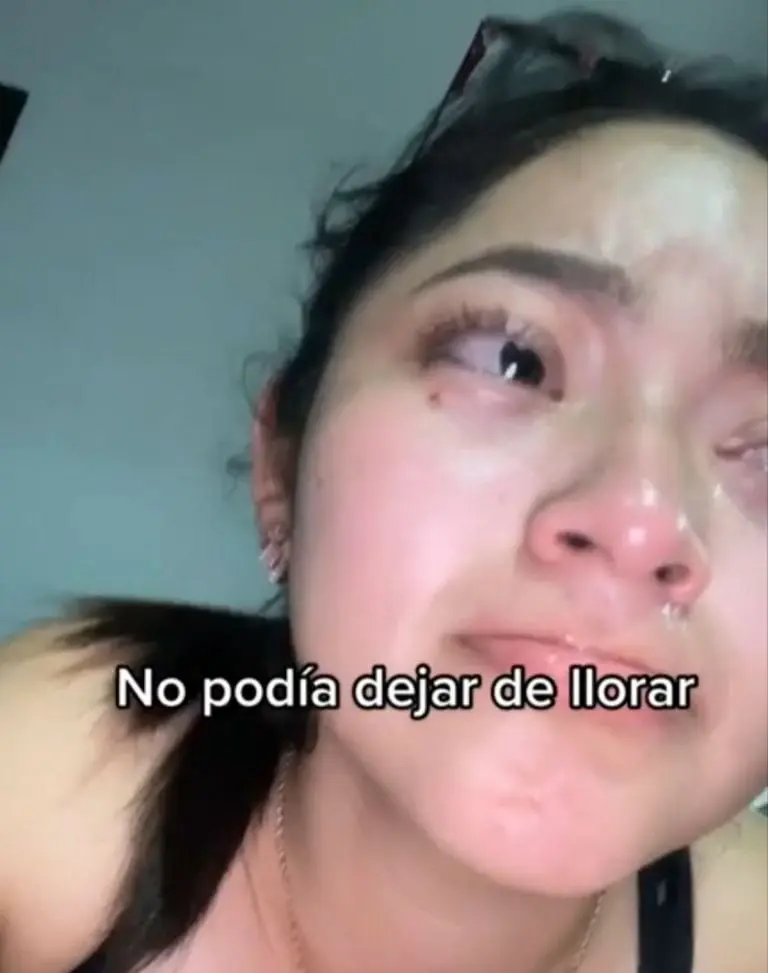 Cajera de Coppel llora por faltante de 10 mil pesos (TikTok)