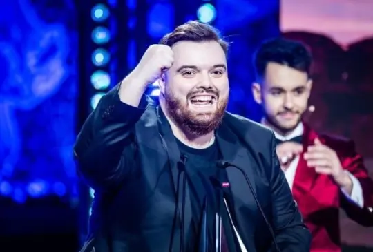 De manera sorpresiva, se otorgó el premio honorífico de Mejor Trayectoria. De manera sorpresiva, se otorgó el premio honorífico de Mejor Trayectoria.