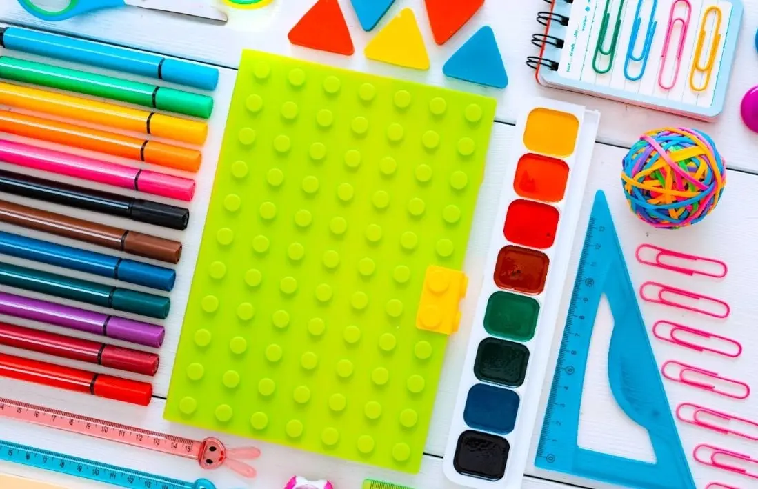 La compañía fue fundada en 1990 y ambos eran dueños del 50% de las acciones.