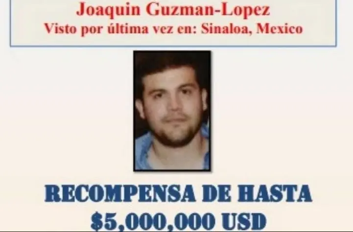 Él se tituló en el 2011 como licenciado en Administración Financiera por el Tecnológico de Monterrey. Sin embargo, también se unió a la organización criminal de su familia.