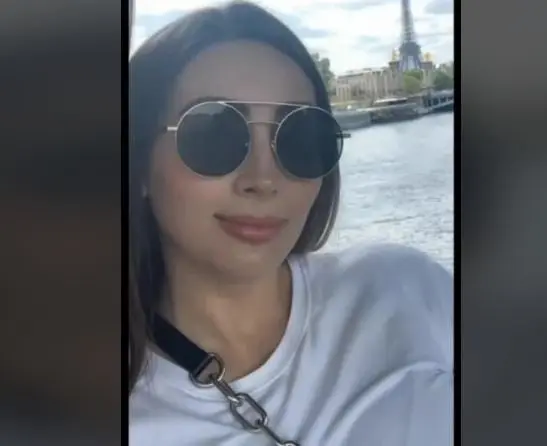  De ella se sabe que estudió en la universidad, y no se conocen vínculos con el crimen organizado.