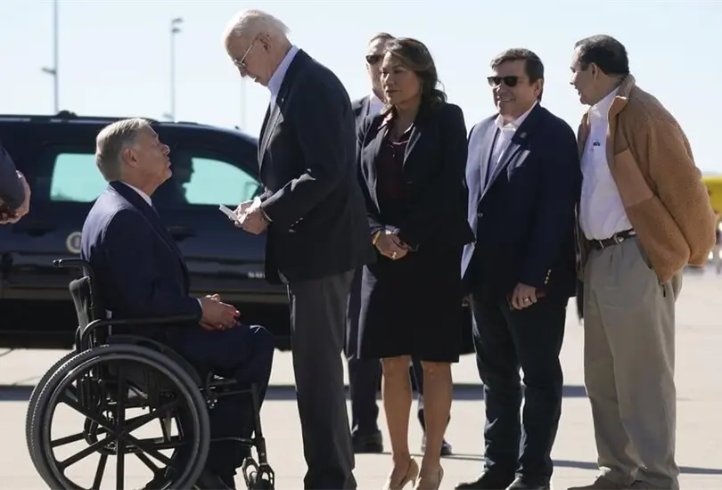 Joe Biden visita frontera con M&eacute;xico, gobernador de Texas lo critica