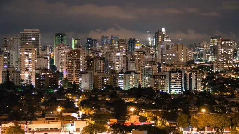 Idiomas que se hablan: 238