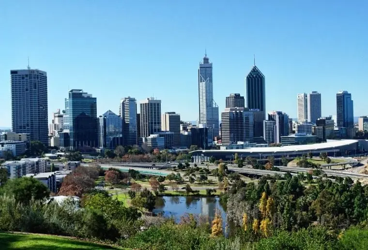  Idiomas que se hablan: 317 