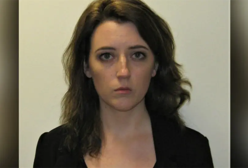 Katelyn McClure fue sentenciada a 3 años de cárcel por participar en una estafa de 400 millones de dólares Katelyn McClure fue sentenciada a 3 años de cárcel por participar en una estafa de 400 millones de dólares