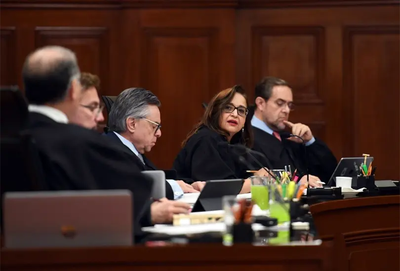 Poder Judicial y diputados conservadores hacen acuerdo para proteger fideicomisos: AMLO Poder Judicial y diputados conservadores hacen acuerdo para proteger fideicomisos: AMLO