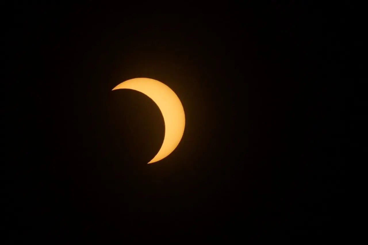 Eclipse Solar Anular llega a su punto máximo en Oaxaca. 