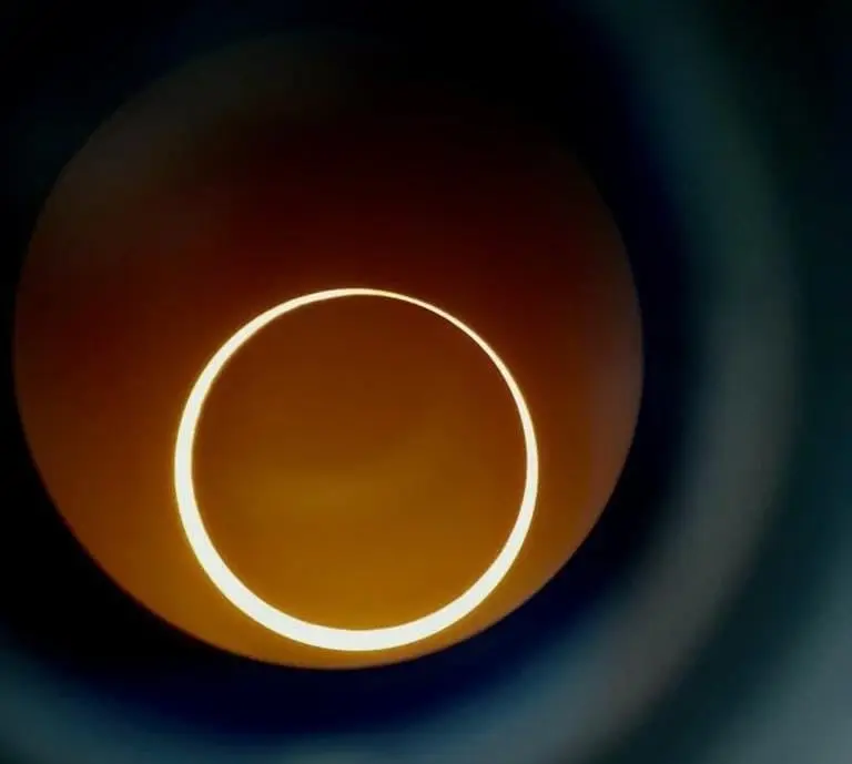 Formación completa del anillo de fuego, vista desde el Centro de Vinculación y Desarrollo Regional Unidad Campeche. 