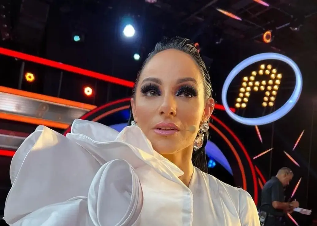 Lolita Cort&eacute;s 