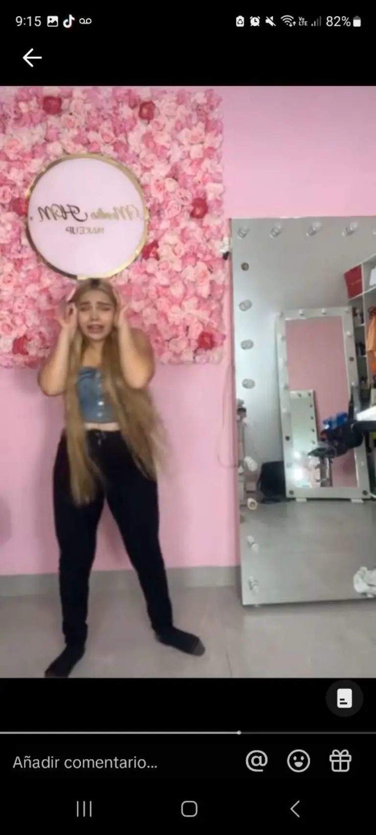 Influencer pierde la vista en vivo - Tomada de video