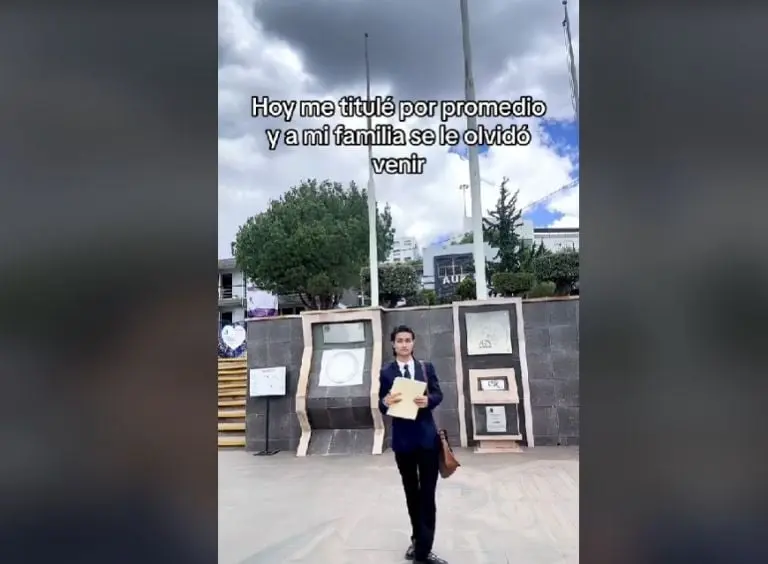 Joven se gradúa y nadie va (TikTok)