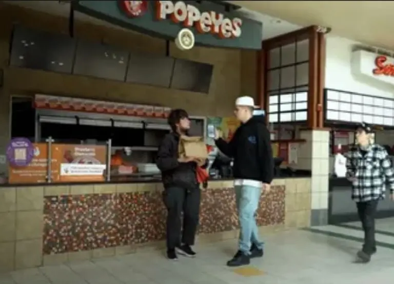 ¿Defensa propia? Repartidor dispara a youtuber en centro comercial y lo declaran inocente. Foto: Especial