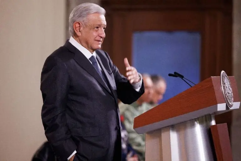 AMLO respondió a Calderón por críticas tras huracán Otis. Foto: Presidencia.
