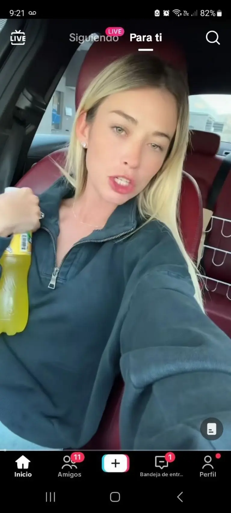 Joven coloca GPS en auto de su esposo - Tomada de video