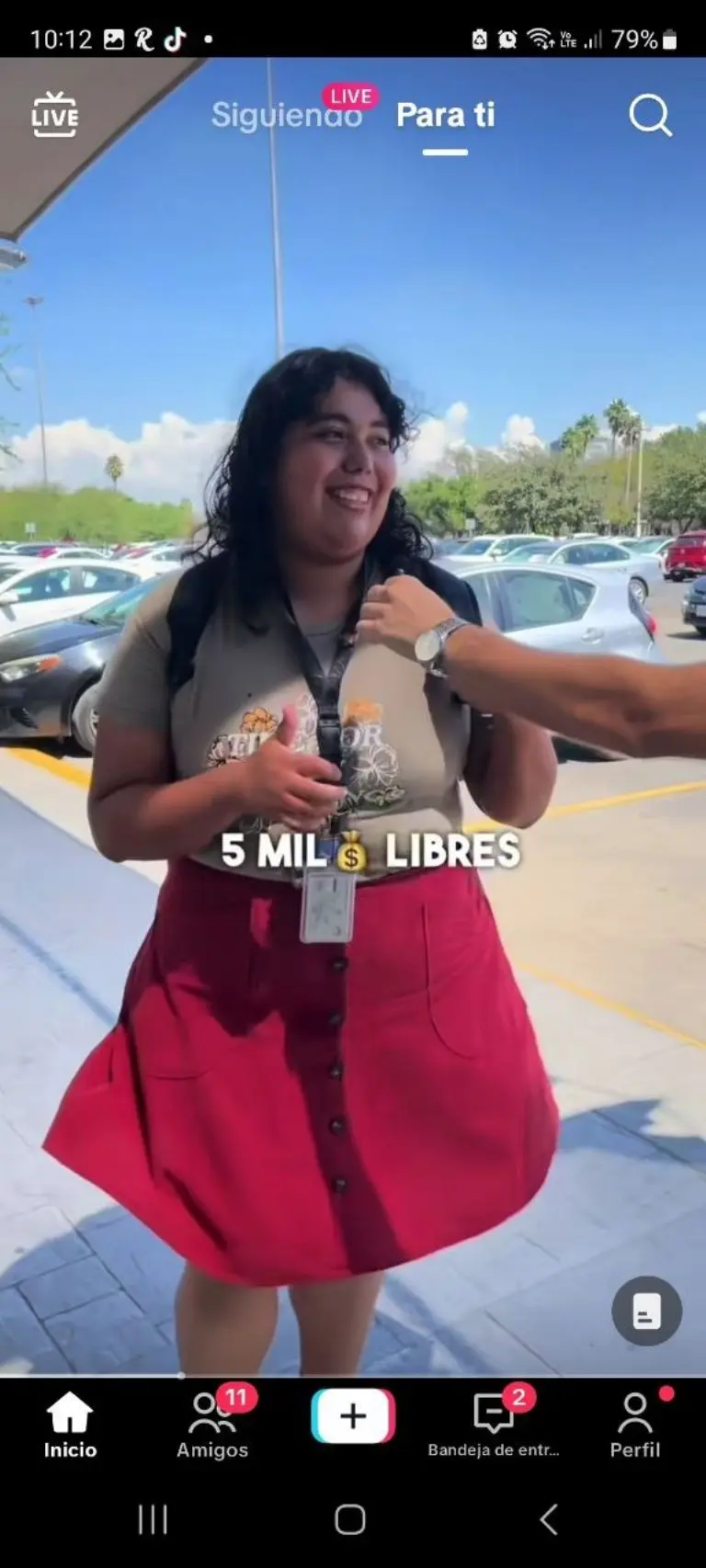 Tunden a estudiantes - Tomada de video