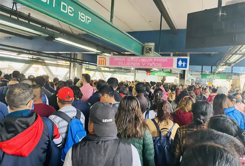 Metro CDMX: Líneas con retrasos y fallas este lunes 9 de octubre. Metro CDMX: Líneas con retrasos y fallas este lunes 9 de octubre.