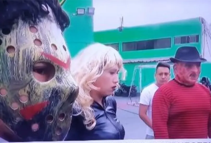 La Policía Nacional del Perú utilizó disfraces de terroríficos personajes de Halloween para desmantelar una banda de narcotraficantes La Policía Nacional del Perú utilizó disfraces de terroríficos personajes de Halloween para desmantelar una banda de narcotraficantes