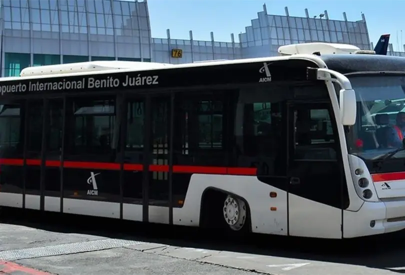 Aqu&iacute; te decimos c&oacute;mo tomar el transporte p&uacute;blico entre aeropuertos. 