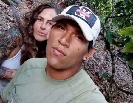 Caroline describe a Rómulo como alguien con una energía muy bonita y destacaba su sabiduría a pesar de su juventud. Caroline describe a Rómulo como alguien con una energía muy bonita y destacaba su sabiduría a pesar de su juventud.