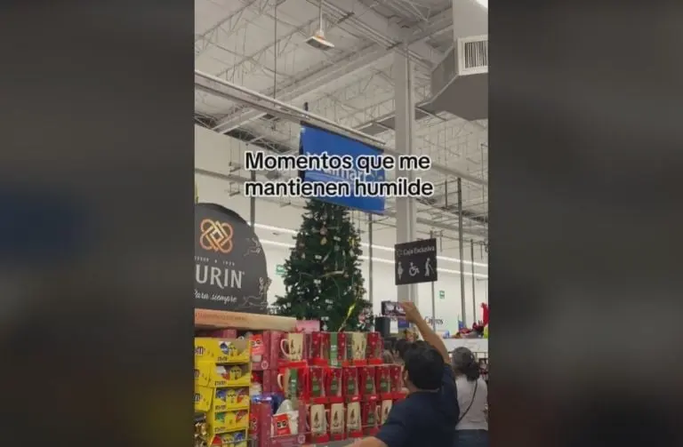 Encendido del árbol navideño de Walmart (TikTok)
