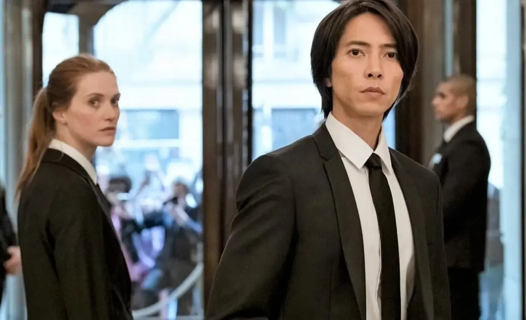 Tras la muerte de Alexandre Léger, una figura emblemática en el mundo del vino, su hija Camille a quien no veía desde niña, descubre que ahora su extraordinaria colección es suya.