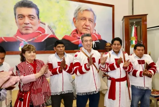 Oxchuc es el único municipio de Chiapas que se rige por usos y costumbres. Oxchuc es el único municipio de Chiapas que se rige por usos y costumbres.